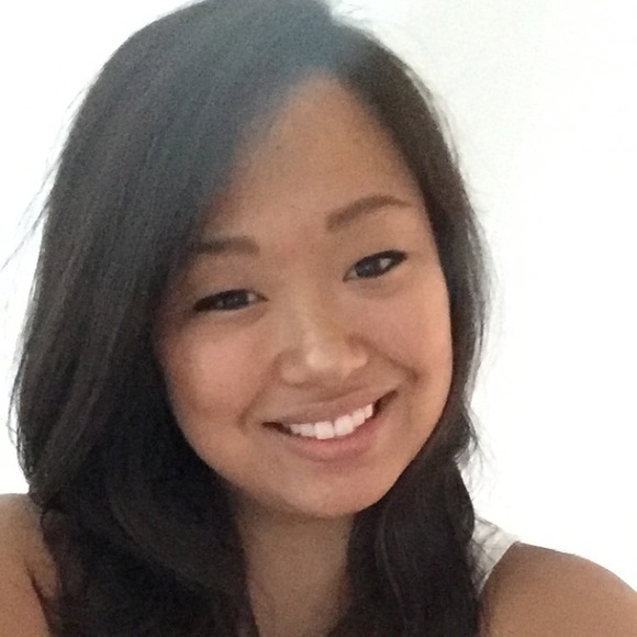 Meet your Posher, Andrea - Picture 1 of 1